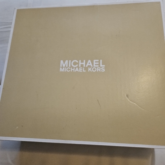 Michael Khors boots size 8 - Picture 10 of 13